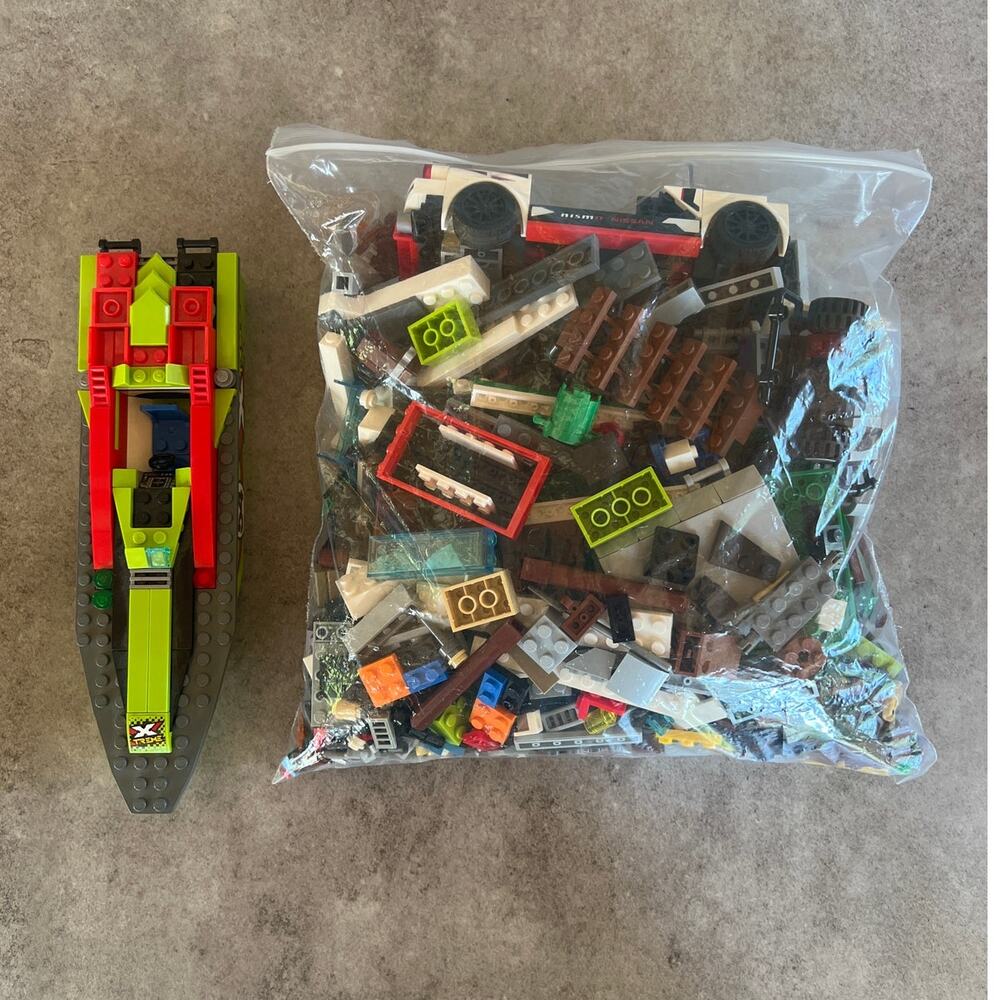 Legos 2lb mix lot Clean various colors bricks platform incomplete boat and car - Picture 3 of 9